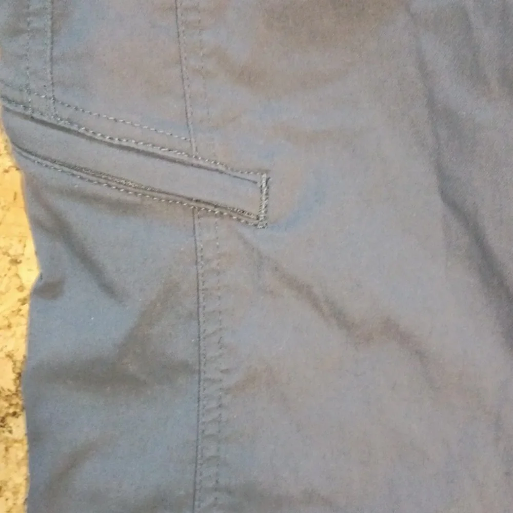 Prana Women's Hallena Gray Roll Up Cargo Pants Size 2 - Picture 4 of 11